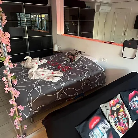 Apartamento Charmante Au Coeur Du Village Naturiste *