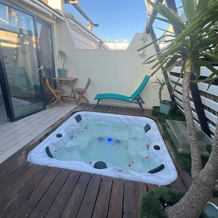 Apartment Charmante Au Coeur Du Village Naturiste Agde