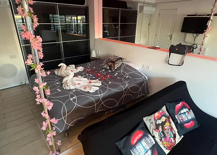 Appartamento Charmante Au Coeur Du Village Naturiste *