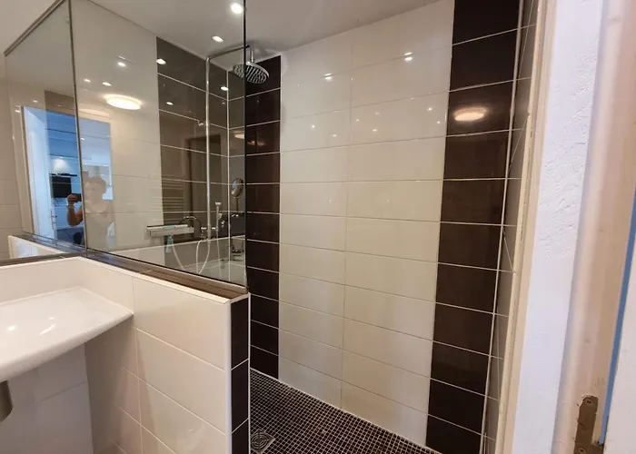 Charmante Au Coeur Du Village Naturiste Apartamento